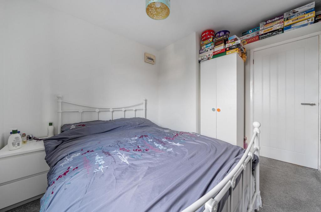 1380588-19-6915b0...