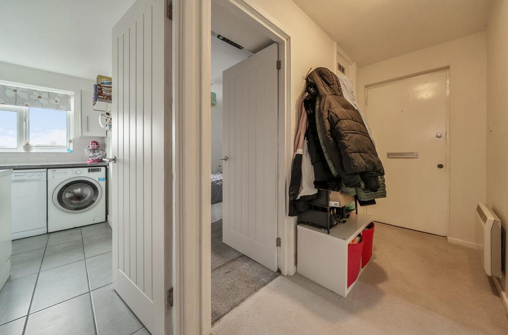 1380588-5-6915af6...