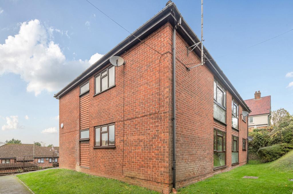 1380588-2-6915aee...