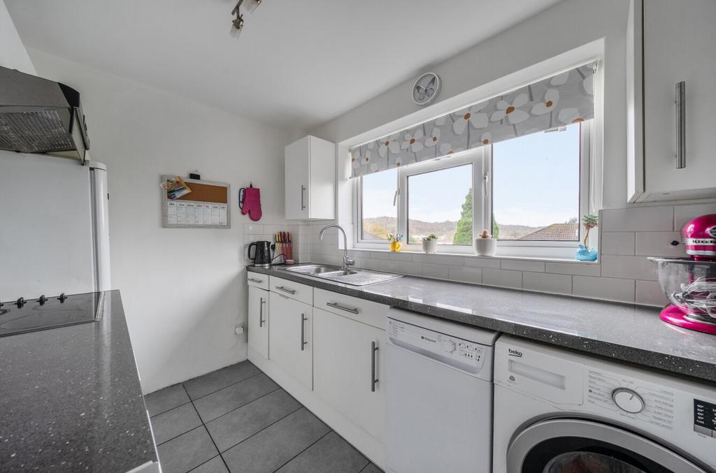 1380588-9-6915b02...