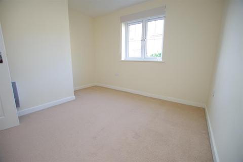 undefined, Elm Tree House, Idle