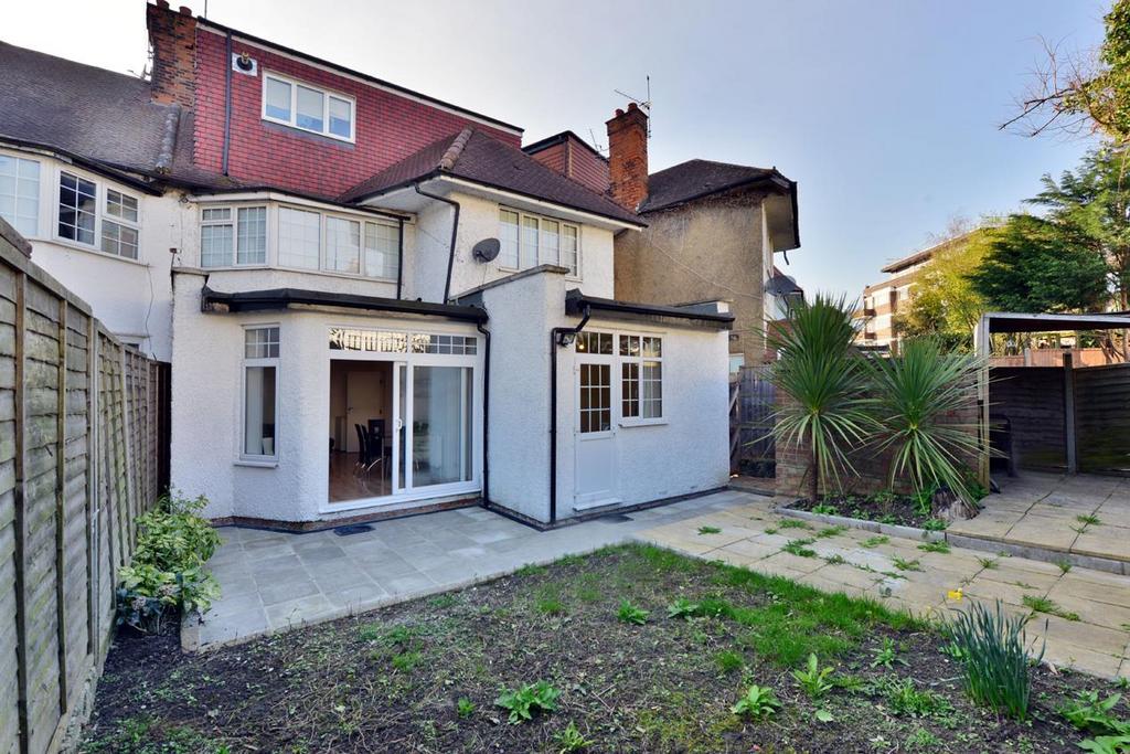 2@32 Clifton Gdns.08.jpg