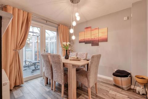 4 bedroom detached house for sale, Guys Walk, Bromsgrove, B61