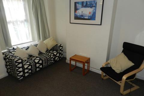 2 bedroom terraced house to rent, Cecil Street, Lenton, Nottingham, NG7 1GZ