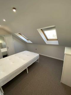 2 bedroom flat to rent, Derby Road, Fallowfield