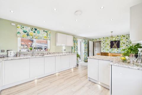 undefined, Ashwell Avenue, Framlingham