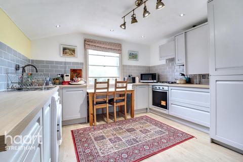 undefined, Gipsy Road, London , SE27