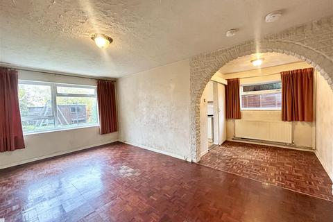 3 bedroom semi-detached house for sale, Hilston Avenue, Halesowen