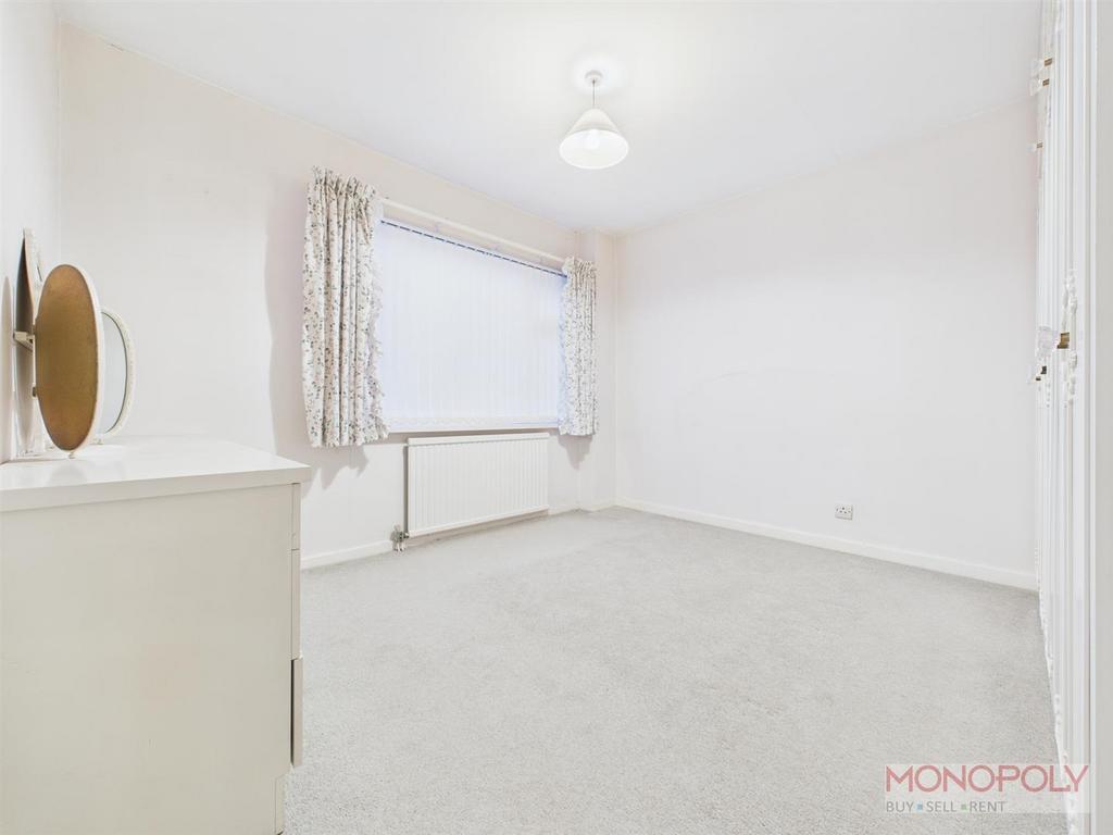 CAM04439 G0-PR0178-STILL027.jpg