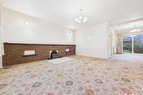 3 bedroom semi-detached house for sale, Maxwell Close, Gresford, Wrexham