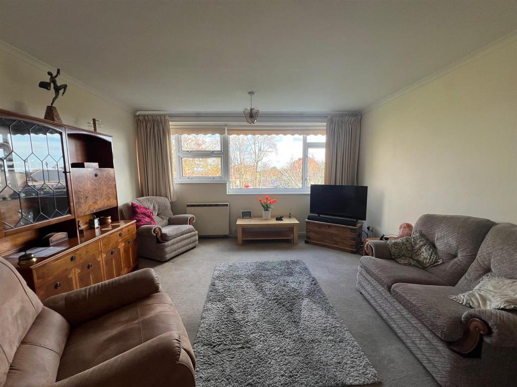 Living Room 2.jpg