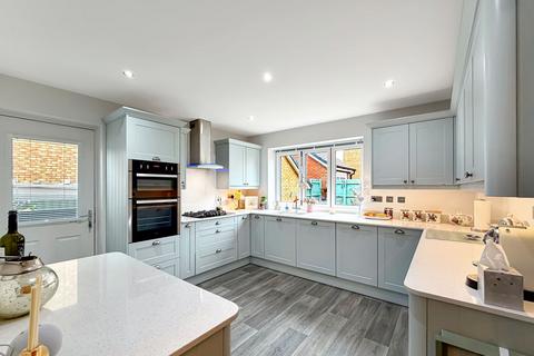 undefined, Holly Field Rise, Caerphilly CF83