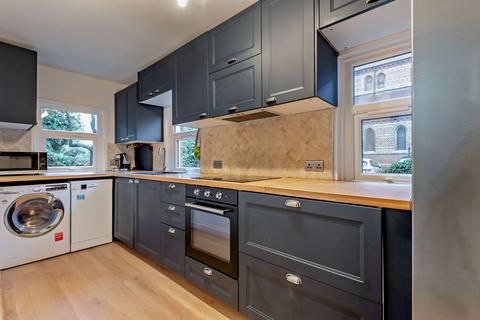 undefined, Haywood Court, Reading RG1
