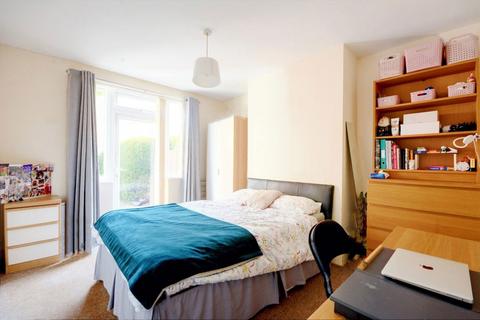4 bedroom semi-detached house to rent, Greenfield Street, Dunkirk, Nottingham, NG7 2JN