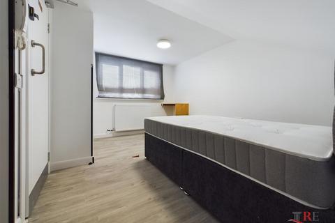 undefined, Mollison Way, Edgware