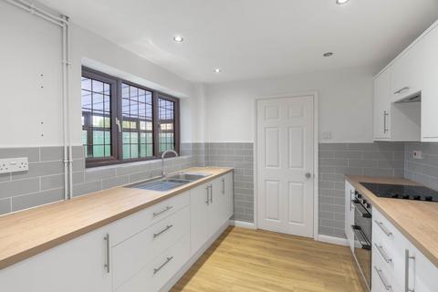 3 bedroom detached house for sale, Field View, Bar Hill, CB23