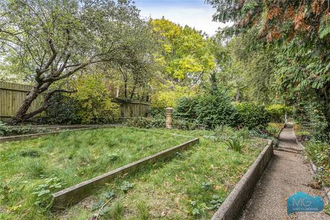 5 bedroom semi-detached house for sale, Holden Road, Woodside Park, London, N12