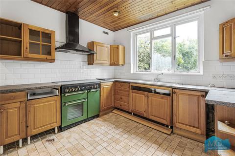 5 bedroom semi-detached house for sale, Holden Road, Woodside Park, London, N12