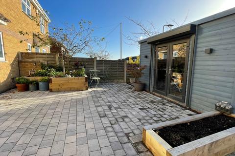 undefined, Willow Close, Hoyland, Barnsley, S74 0EL
