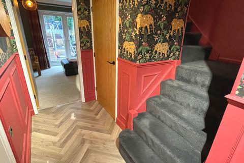 undefined, Willow Close, Hoyland, Barnsley, S74 0EL