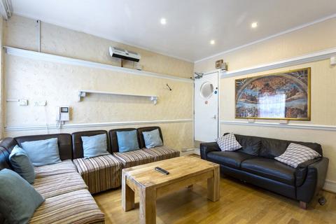 undefined, Grimston Road, Nottingham, NG7 5QX