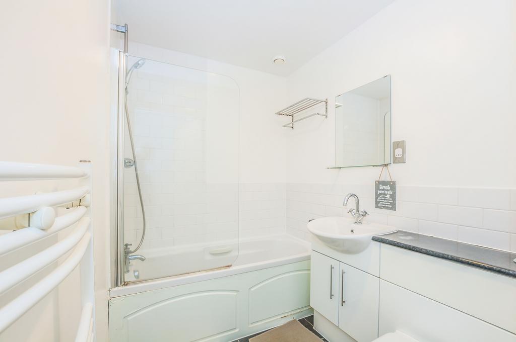 Bath.jpg