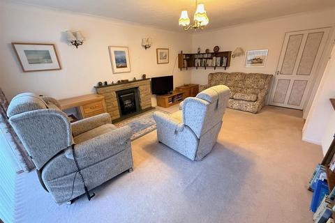 4 bedroom detached house for sale, Vicarage Road, Wollaston, Stourbridge, DY8 4NP