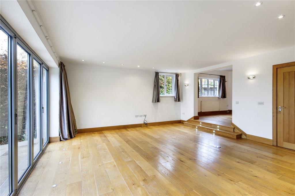 Dining/Family Room