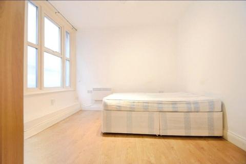 undefined, High Street, Surrey TW18