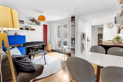 1 bedroom apartment for sale, Londesborough Road, London, N16