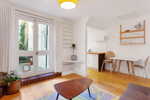 undefined, Londesborough Road, London, N16