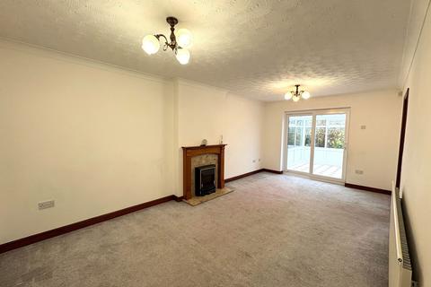 undefined, Newland Gardens, Cradley Heath B64