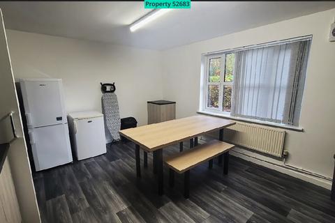 6 bedroom terraced house to rent, Denison Court, Denison Street, Nottingham, NG7 3PH