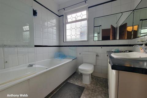 House share to rent, 40 Halstead Road, Winchmore Hill, N21