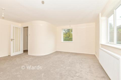 3 bedroom end of terrace house for sale, Willow Crescent, Staplehurst, Tonbridge, Kent