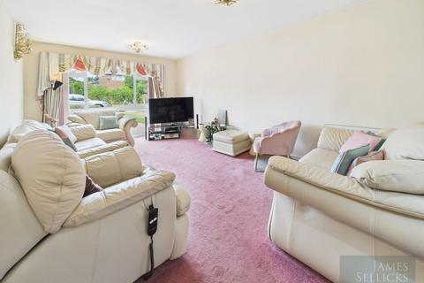 4 bedroom detached house for sale, Kingsway Road, Stoneygate, Leicester