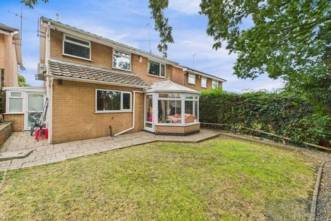 4 bedroom detached house for sale, Kingsway Road, Stoneygate, Leicester
