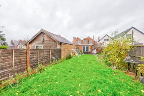 3 bedroom semi-detached house for sale, Alexandra Road, Overseal