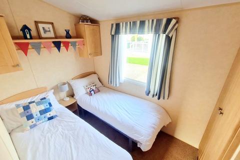 2 bedroom park home for sale, Sand le Mere Holiday Park
