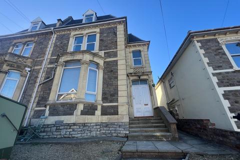 3 bedroom apartment to rent, 26 Sommerville Road, Bristol BS7