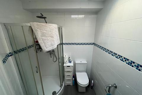 3 bedroom apartment to rent, 26 Sommerville Road, Bristol BS7