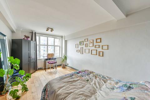 1 bedroom flat for sale, Park West, Hyde Park Estate, London, W2