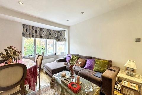 3 bedroom maisonette for sale, Handel Way, Edgware, HA8