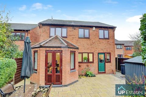 undefined, Canterbury Way, Nuneaton