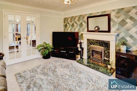 undefined, Canterbury Way, Nuneaton