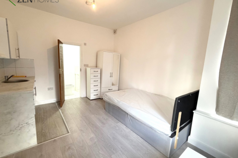 undefined, London N9