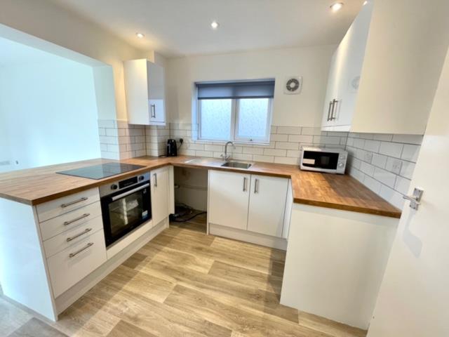 Collindale kitchen.jpg