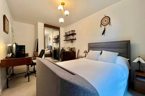undefined, Artillery Place, Woolwich, London, SE18