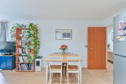2 bedroom flat for sale, Hopton Road, Woolwich Riverside, Woolwich, SE18