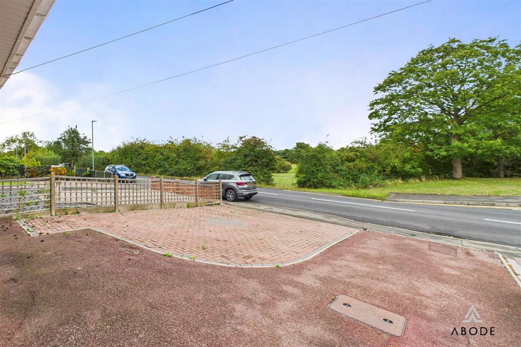 CAM01882 G0-PR0156-STILL003.jpg